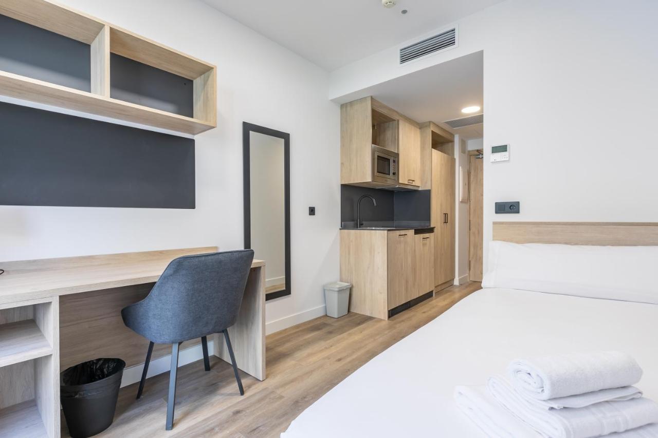 Micampus Xaudaro Student Residence Madrid Exterior foto